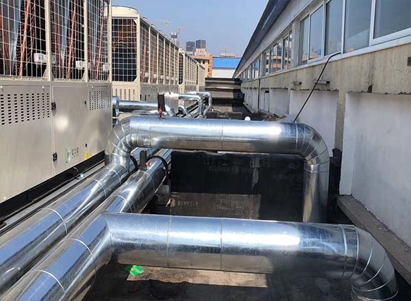 空調模塊機組管道鐵皮外保溫施工